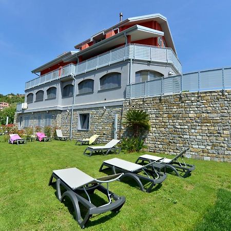 Residenza Cantalupo Империа Екстериор снимка