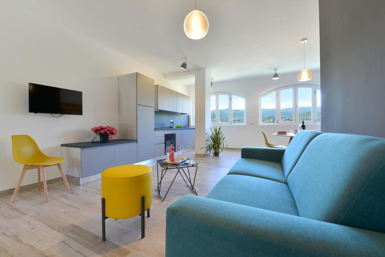 Residenza Cantalupo Империа Екстериор снимка