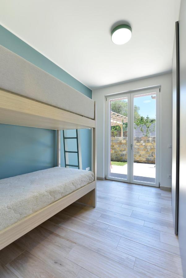 Residenza Cantalupo Империа Екстериор снимка