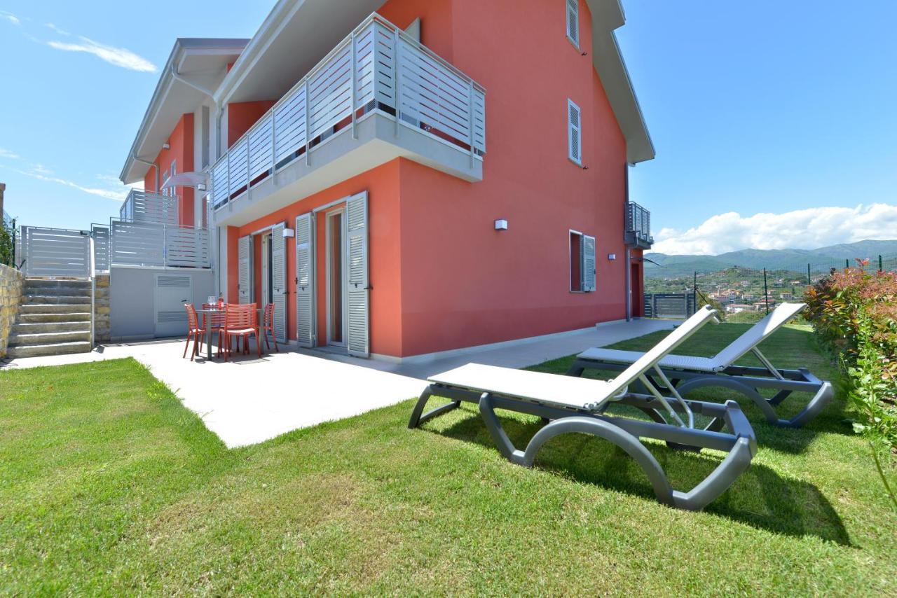 Residenza Cantalupo Империа Екстериор снимка