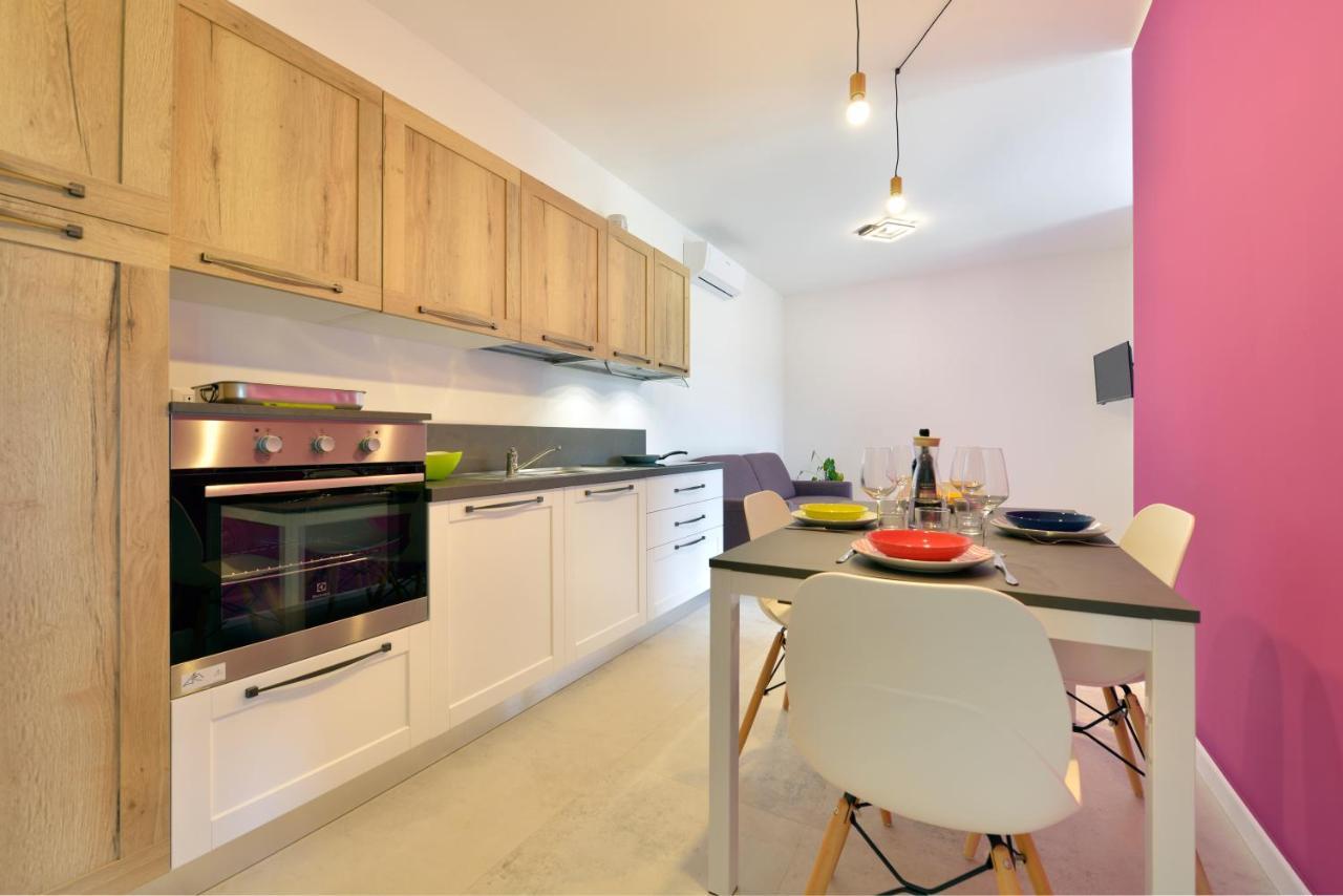 Residenza Cantalupo Империа Екстериор снимка
