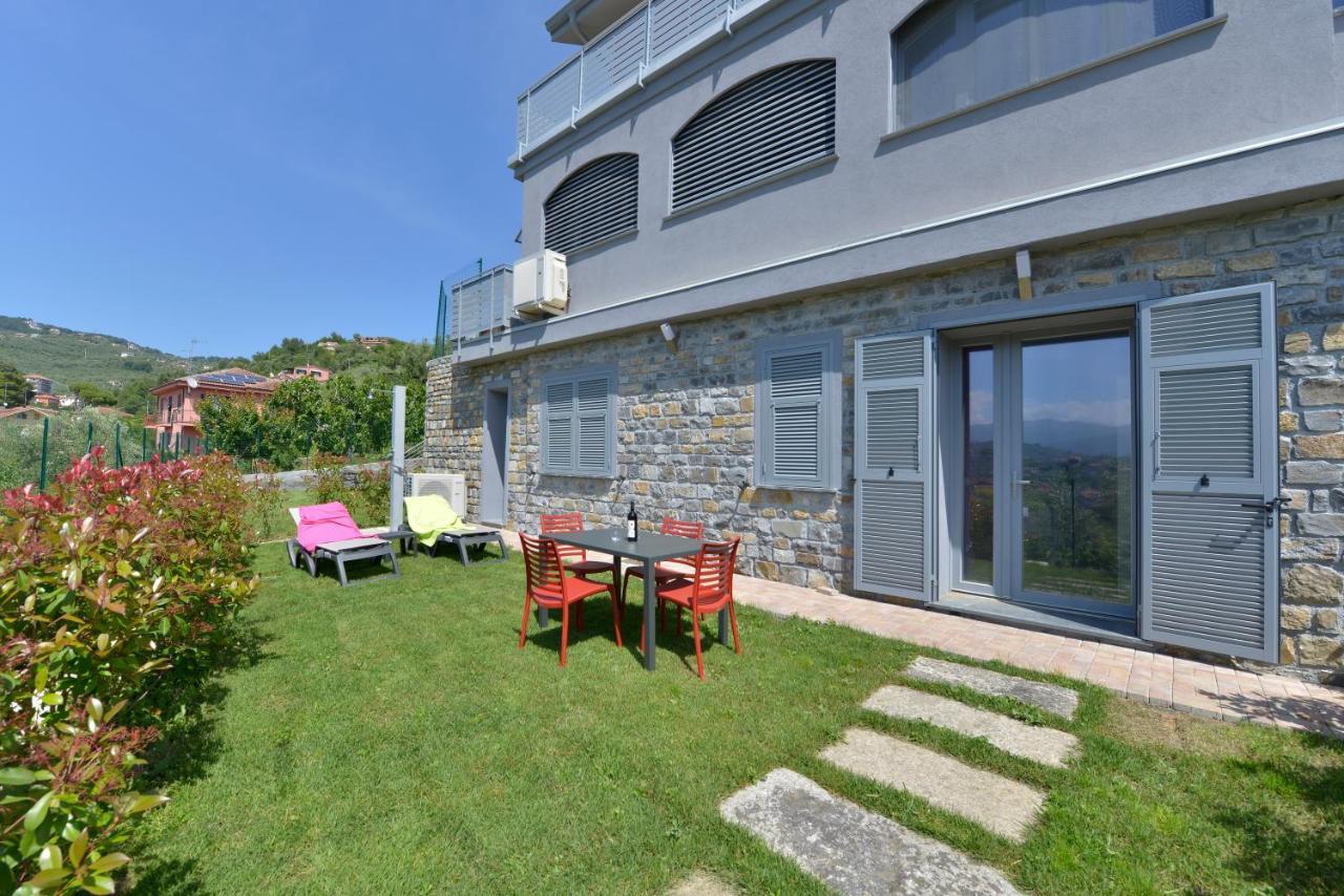 Residenza Cantalupo Империа Екстериор снимка