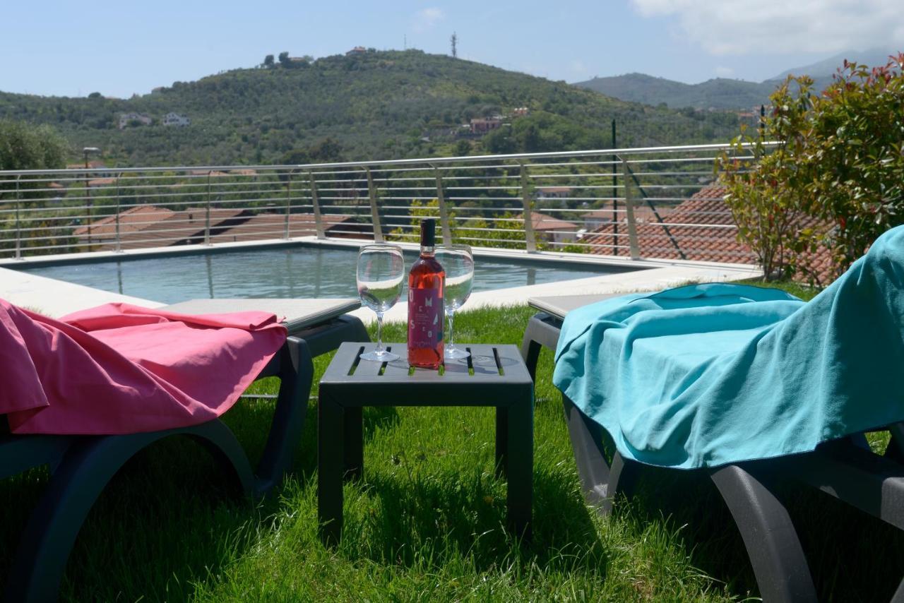 Residenza Cantalupo Империа Екстериор снимка